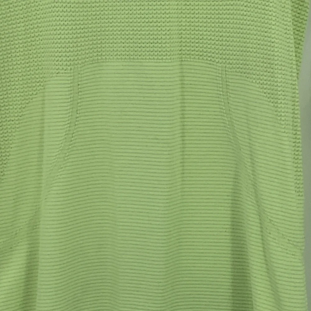 Lululemon Run: Swiftly Tech Long Sleeve Women's Size 6